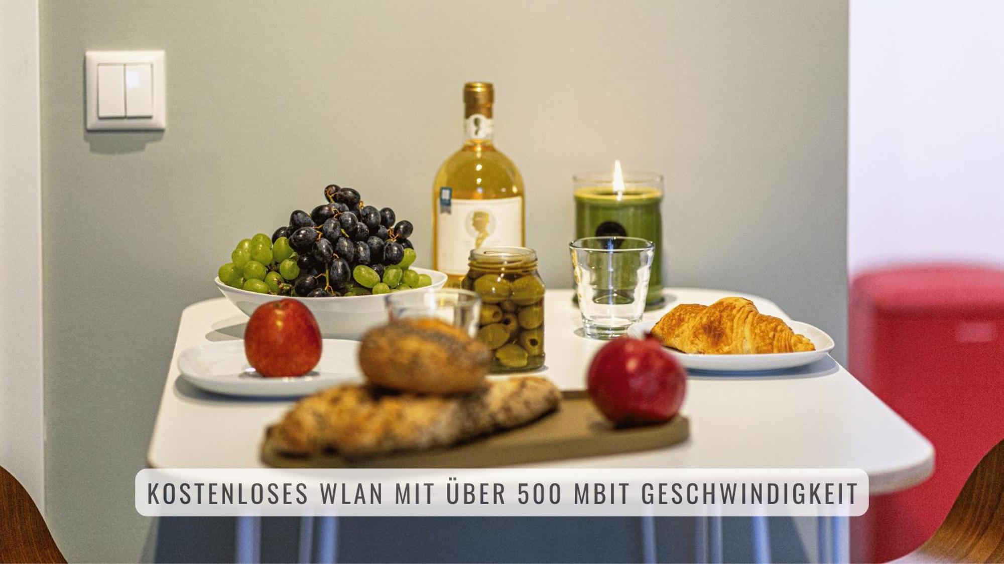 Have-A-Nice-Stay - Souterrain, Kino An Der Natur, U-Bahn Nach Hamburg 400M - Baecker & Restaurants 500M - Lidl 800M - Zentrum 1,5Km Ahrensburg Εξωτερικό φωτογραφία